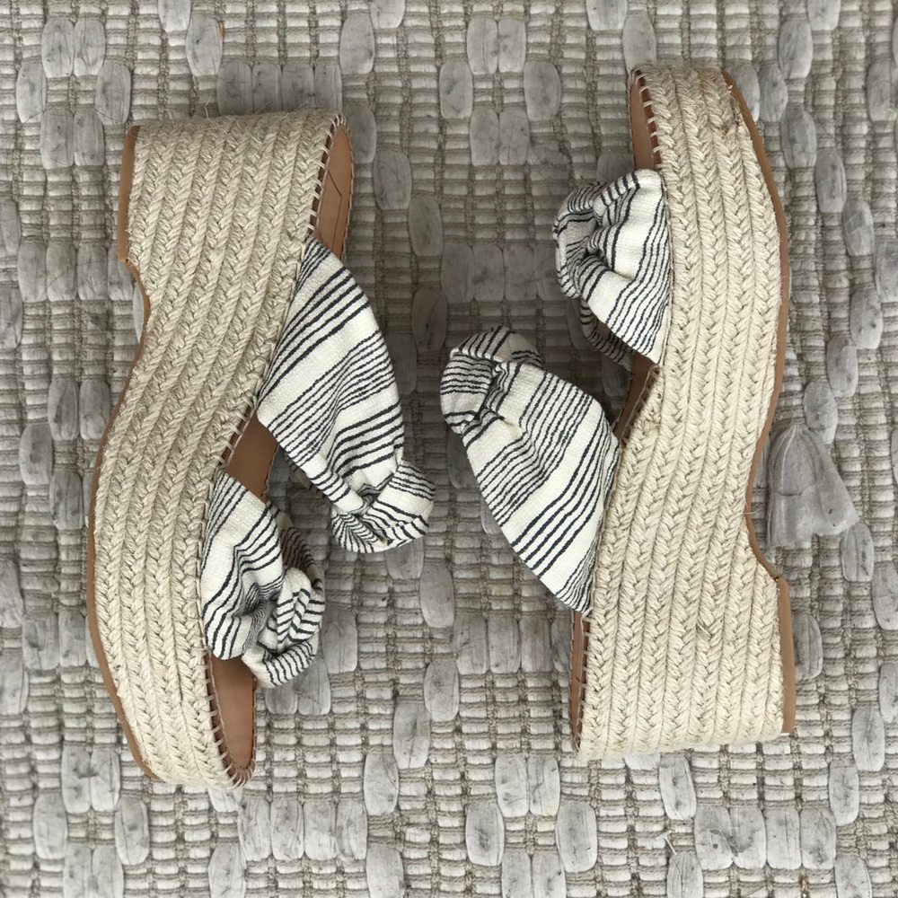 Dolce Vita Wedge